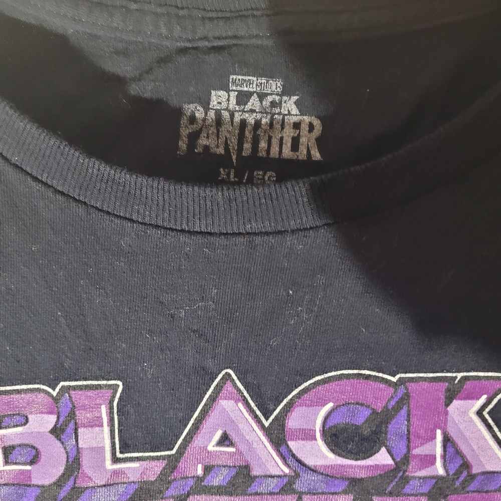 Black Panther t-shirt - Picture 2 of 3